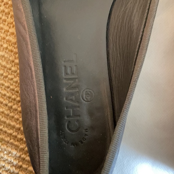 Authentic Chanel woman loafer - Picture 2 of 3